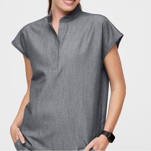 FIGS Rafaela Oversized Scrub Top Sz S